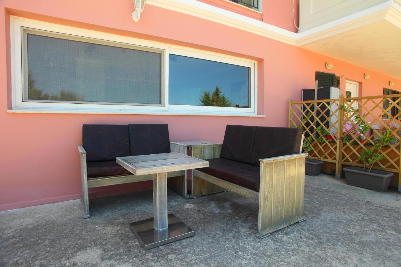 Suite Junior Frinion Bagian luar foto
